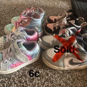 Nike Kids Multicolor High-Top Sneakers with Glitter and Pastel Accents